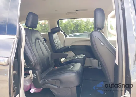 2022 Chrysler Voyager Lx z USA, uszkodzony, nr VIN 2C4RC1CG7NR159012